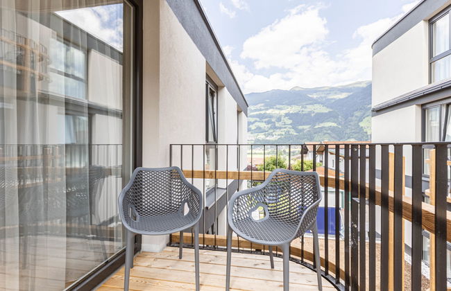 mit Balkon - Foto 13