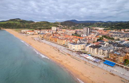 Zarautz Beach with parking by Aston Rentals - Foto 20