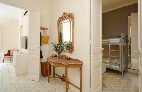 Cal Mateu 11 huéspedes - Sagrada Família - Foto 10