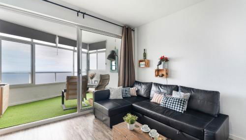 The Blue Lighthouse - Foto 3