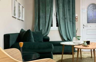 The Little Blooming House - Photo 2