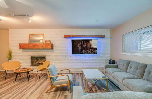 Huge House Fun Central 4BD 3BA with POOL - Foto 23