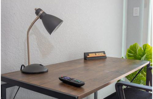 Heaven-sent Convenient 4br/ 3BA Near Downtown - Foto 42