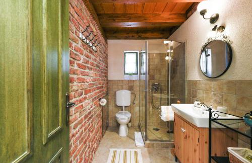 Traditional Stone House Bura - Nature Park Velebit - Photo 15