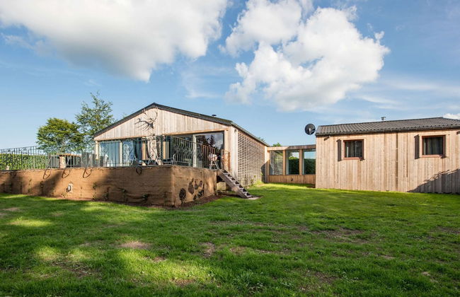 Lush Chalet Near Lake of Butgenbach - Photo 36