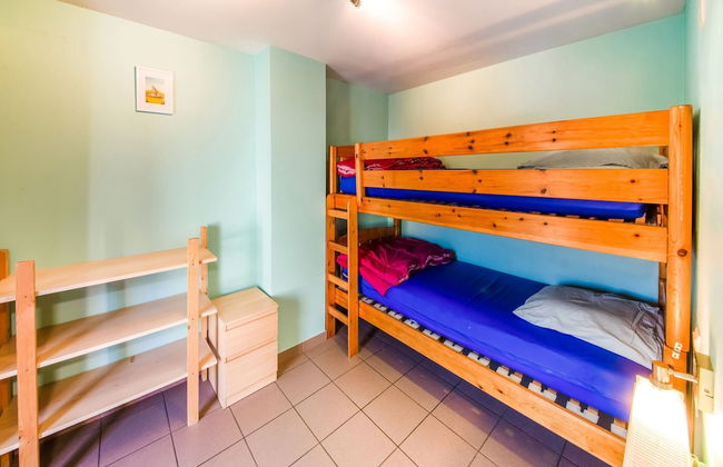 Stone Cottage with Sauna & Hot Tub near Cave of Lorette in Rochefort - Foto 11