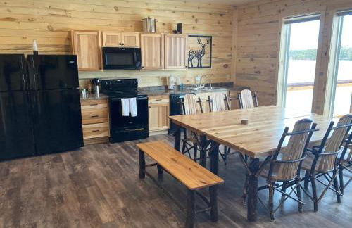 Keweenaw Waters Resort - Foto 123