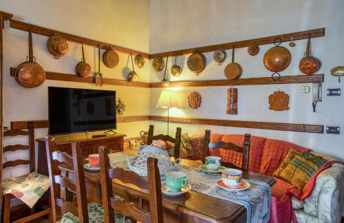 Timeless 19th-Century Villa with Private Pool Oasis - Photo 16