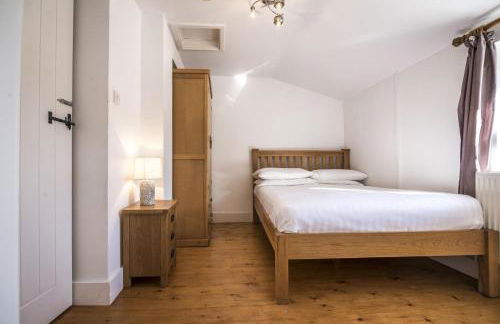 Barn Conversion - Hot Tub - Penally - Tenby - Photo 63