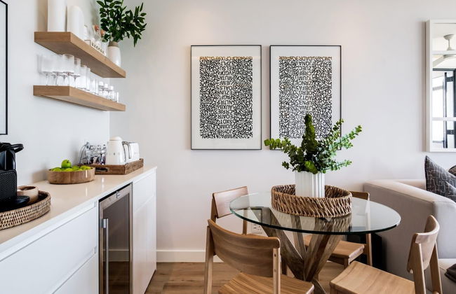 Magical Apartment w Uninterrupted Ocean Views Mouille Views - Photo 36