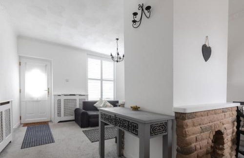 Comfortable Portsmouth home near Southsea beach great for group stays and contractors - Foto 9