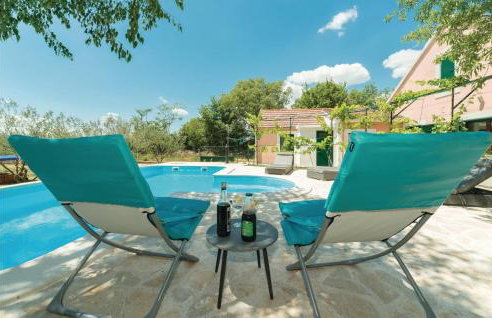 Three-Bedroom Holiday Home In Trbounje - Foto 9