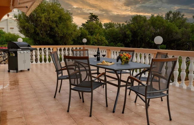 Villa Akulica With Heated Outdoor Pool and Seaview - Photo 54