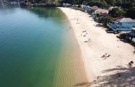 Casa ampla, 4 quartos, com piscina e área gourmet - Praia Brava - Mangaratiba RJ - Foto 15