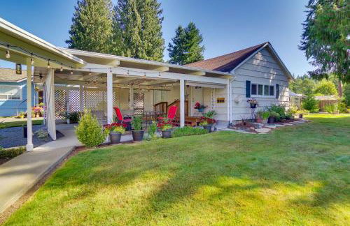 Charming Updated Retreat Walk to Lake Stevens! - Foto 1