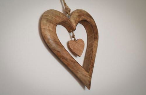 Alverstoke Manor - family home with pool table - Photo 37