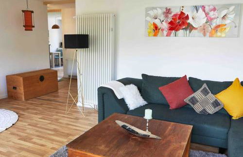 Large 2BR Apart up to 5 ppl, Work&Long Stay, BASF with Strong Wifi - Foto 8