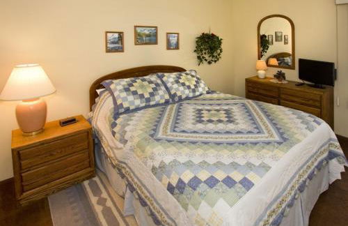 St Anton Courtyard View 1-Bedroom Condos with Dry Sauna - Photo 23