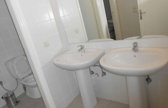 Lambrinos Suites - Photo 30