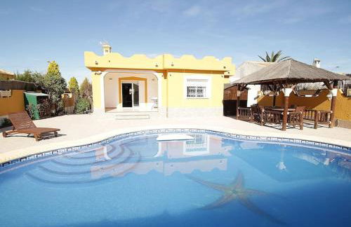 Agradable villa con piscina - Foto 1