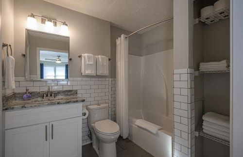 Ranch Style Home & Plenty Of BKYD Space Near KSU - Foto 11