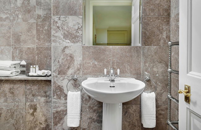 47 Park Street - Grand Residences by Marriott - Photo 26