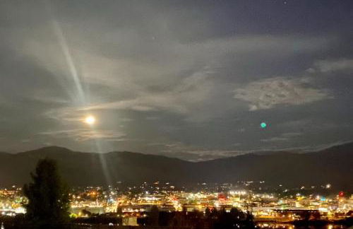 Farmhouse Minus the Farm - Foto 33