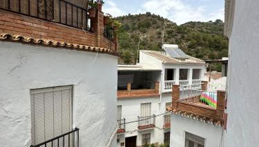 Heart of the Pueblo, Tolox, Sierra de las Nieves - Foto 2