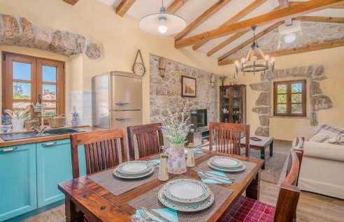 Stunning Home In Svet Vid Dobrinjski - Photo 23