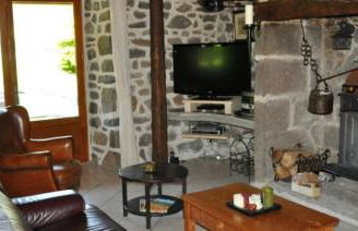 Farmhouse with mountain view - Photo 6