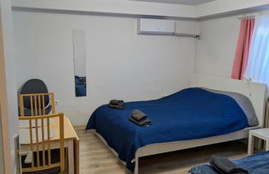 Apartment with AC, full kitchen, self check in, parking, 8 min to SAP campus, Wi Fi - Foto 20