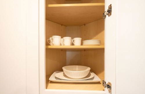 Charming Garden Cottage- steps to historic Old Town Half Moon Bay - Foto 29