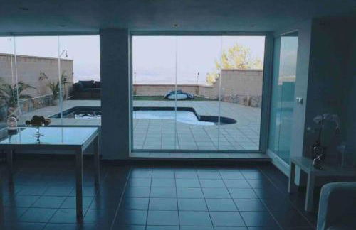 Preciosa casa con piscina - Photo 37