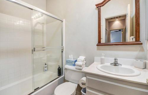 Wine Country Retreat with Hot Tub & Mini Golf - Foto 25