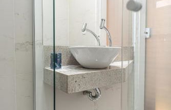 Lindo 2 Qts Vaga Búzios vista deslumbrante do Mar - Foto 14