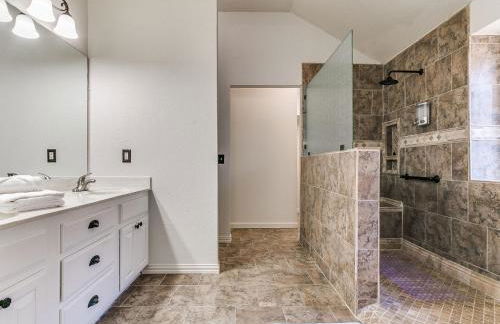 Sleek 4BR OKC Stay by StayLage - Photo 10