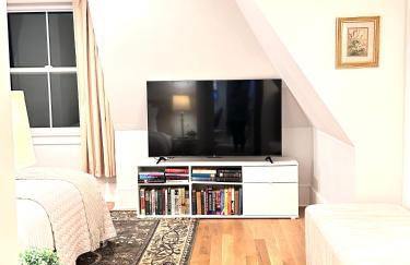 College Hill 2BR, Academic Visits, Free Parking, Walk to Brown and RISD - Foto 20