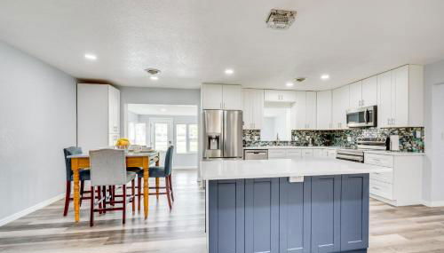 Stay and Play in Belleview Welcoming Home with Yard - Foto 2