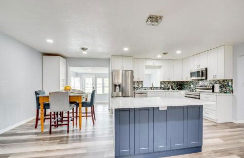 Stay and Play in Belleview Welcoming Home with Yard - Foto 2