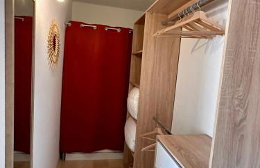 Évasion Sétoise - Appartement avec balcon vue marina, climatisé, parking - Situé à 200m de la plage - Foto 9