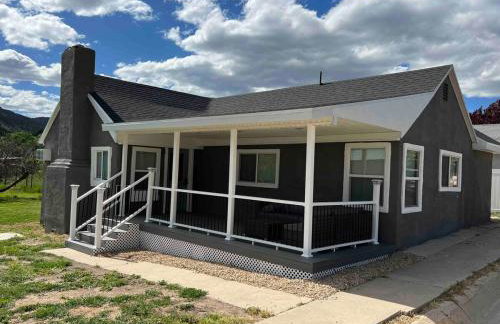 Cozy Home Between Zion & Bryce - Photo 48