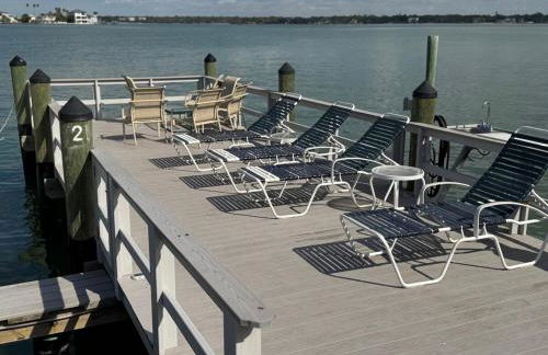 107-Waterfront-Walk to beach-Lovely - Foto 59