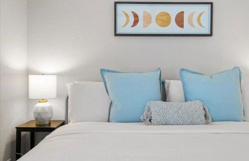 Backyard Oasis Heated Pool Game Room Gazebo - Foto 48