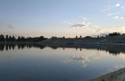 Beau studio Monteux, balcon vue Lac, près de Spirou Provence - Photo 60