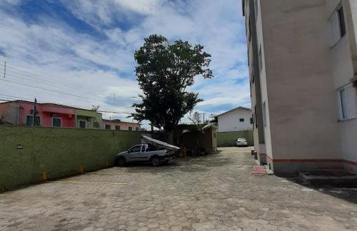APTO PERTINHO DA PRAIA Internet 500mb e 3 Tvs 2 Quartos TV a cabo Estacionamento Tudo Perto - Foto 28