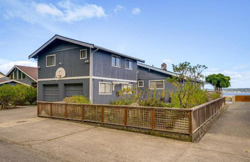Beachfront Whidbey Island Home and Apartment! - Foto 4