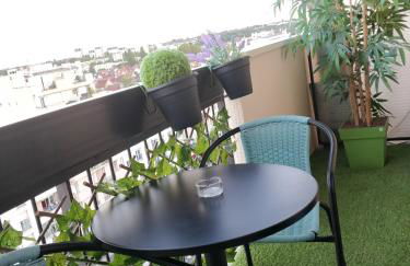 Le Parisien T1Antony-Berny by Beds4Wanderlust - 35m2 avec Balcon - Aéroport Orly 5miles - Train Station RER B ORLYVAL 1mile - Foto 6