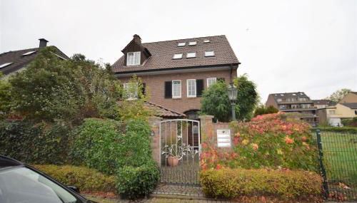 Meerbusch Apartments - 3 Room Apartment with Balcony - 20 Min Messe DUS - Foto 2