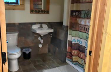 Cedar Studio at Pine Cone Lodge - Foto 12