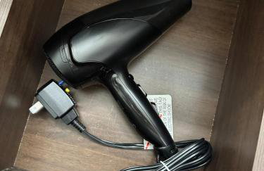 Modern Entire 2-Bedroom House for 6 Guests at University City - Foto 7